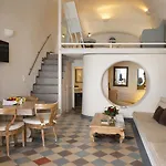 Ikastikies 4* Fira (Santorini)