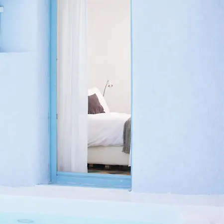 Ikastikies Aparthotel 4*