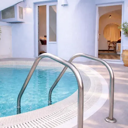 Ikastikies 4* Fira (Santorini)