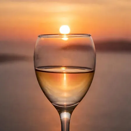 Ikastikies Aparthotel Fira (Santorini)