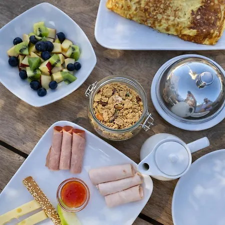 Ikastikies Fira (Santorini)