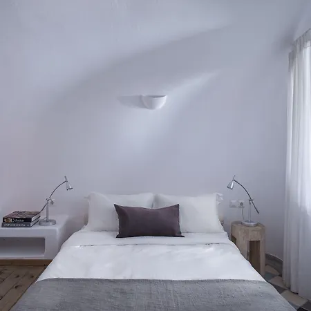 Ikastikies Aparthotel 4*