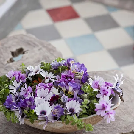 Ikastikies Fira (Santorini)