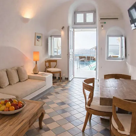 Ikastikies Fira (Santorini)