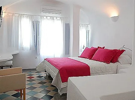 Ikastikies Fira (Santorini)