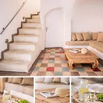Apartahotel Ikastikies 4*