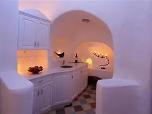 Lejlighedshotel Ikastikies 4*