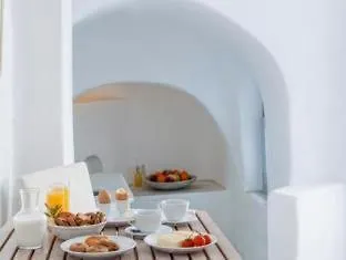 Aparthotel Ikastikies Fira (Santorini)