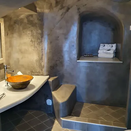 Ikastikies Fira (Santorini)