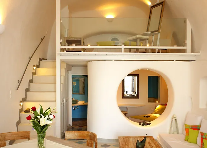 Ikastikies Apartahotel Fira (Santorini)