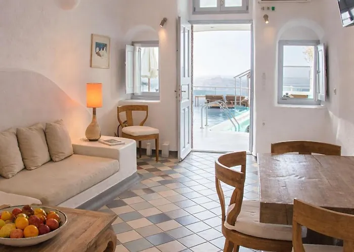 Ikastikies Fira (Santorini)